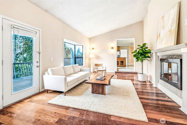 558 SW 298th Street, Federal Way, WA 98023