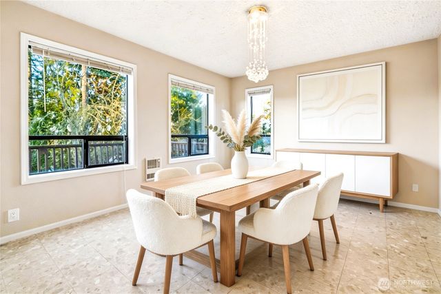 558 SW 298th Street, Federal Way, WA 98023