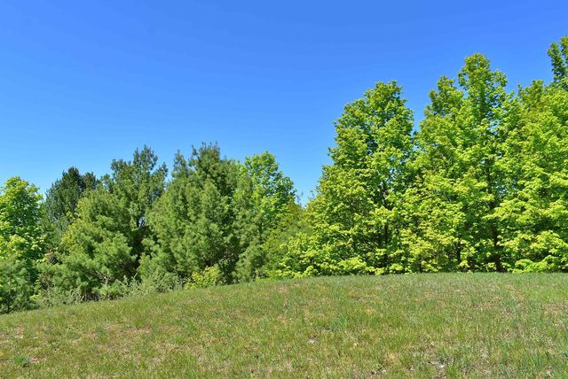 570 Michael Avenue, Traverse City, MI 49685