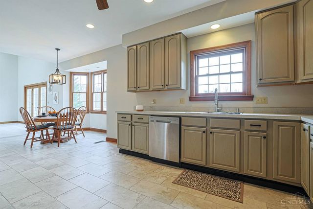 10404 Lees Creek Road, Harrison, OH 45030