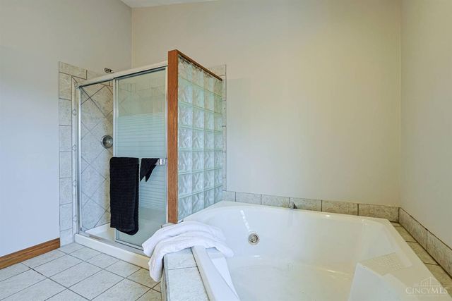 10404 Lees Creek Road, Harrison, OH 45030