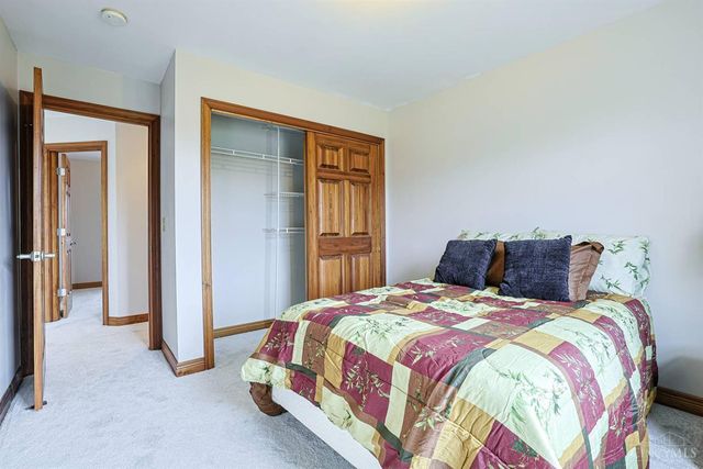 10404 Lees Creek Road, Harrison, OH 45030