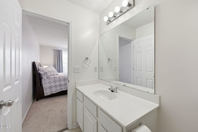 157 Lacombe Court, Holly Springs, NC 27540