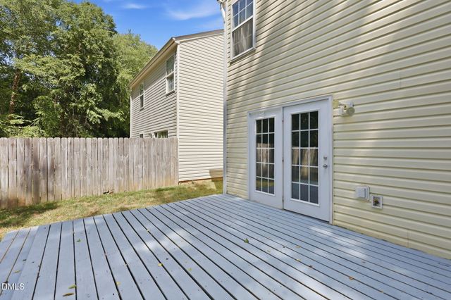 157 Lacombe Court, Holly Springs, NC 27540