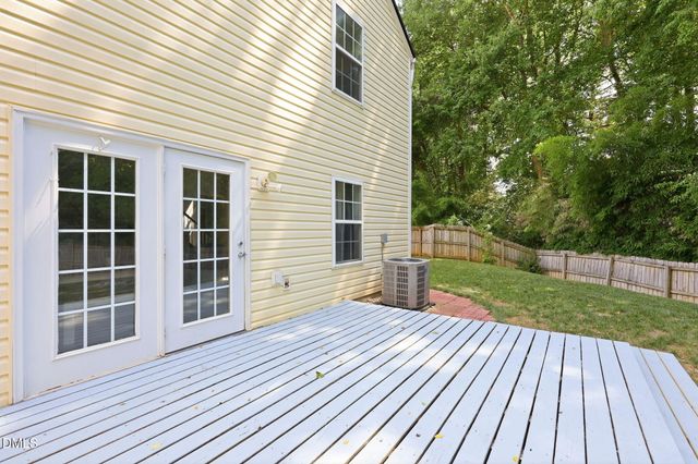157 Lacombe Court, Holly Springs, NC 27540
