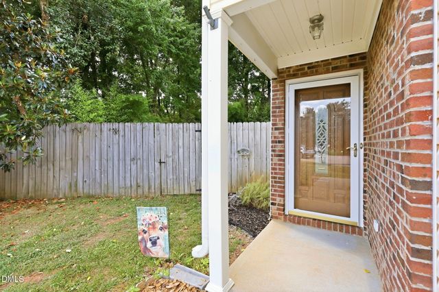 157 Lacombe Court, Holly Springs, NC 27540