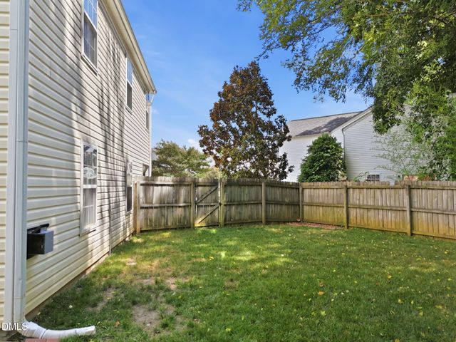 157 Lacombe Court, Holly Springs, NC 27540