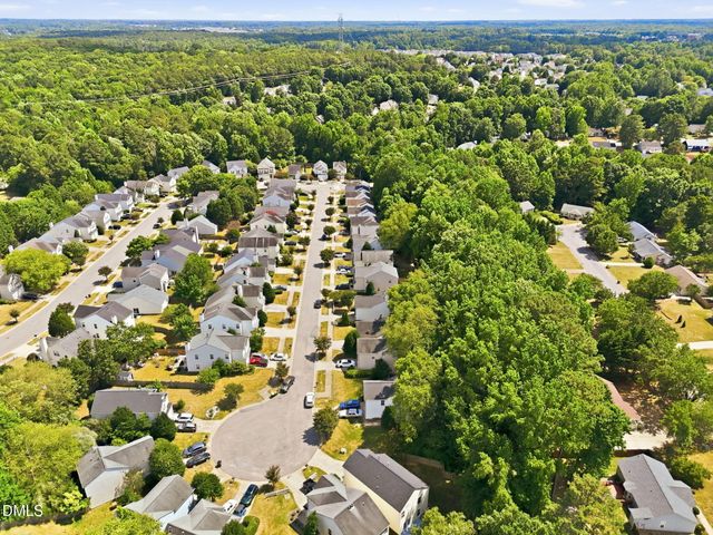 157 Lacombe Court, Holly Springs, NC 27540