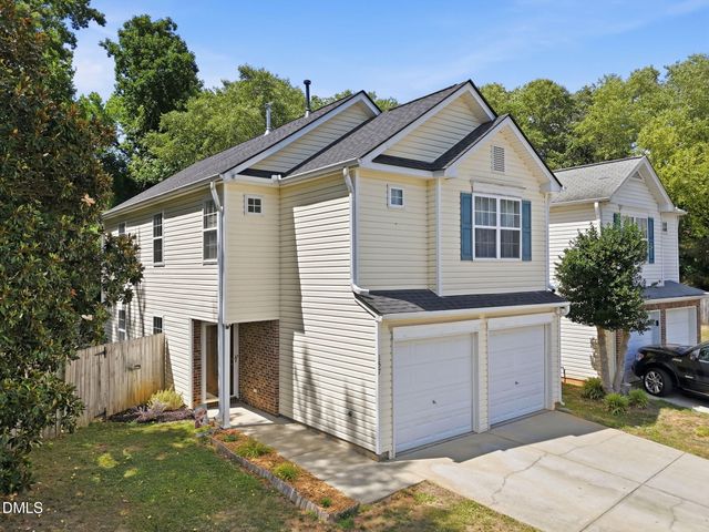 157 Lacombe Court, Holly Springs, NC 27540
