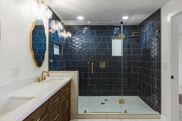 310 Lisa Ln, Gallatin, TN 37066