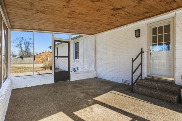 310 Lisa Ln, Gallatin, TN 37066