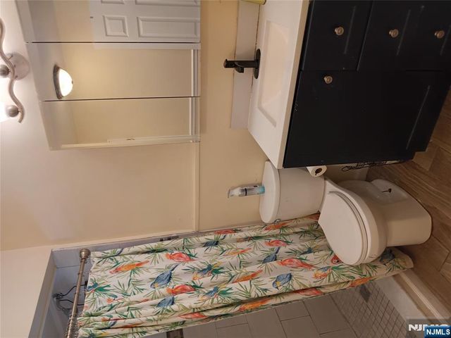 100 Knapp Place, Englewood, NJ 07631