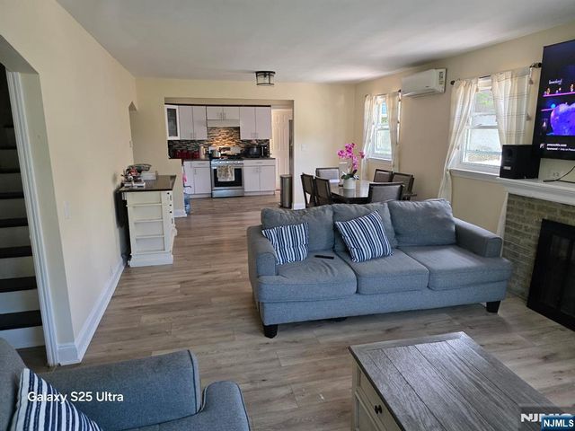 100 Knapp Place, Englewood, NJ 07631