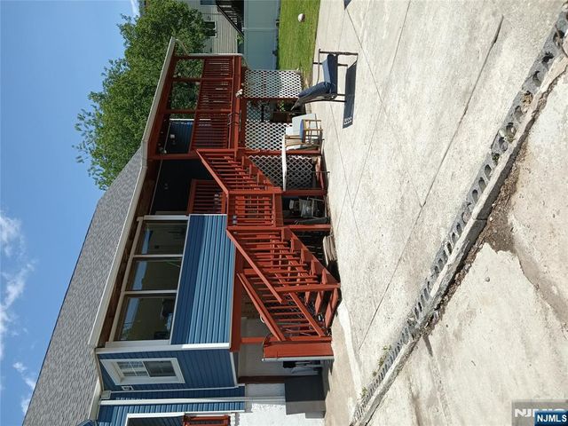 100 Knapp Place, Englewood, NJ 07631