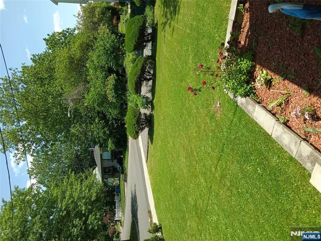 100 Knapp Place, Englewood, NJ 07631