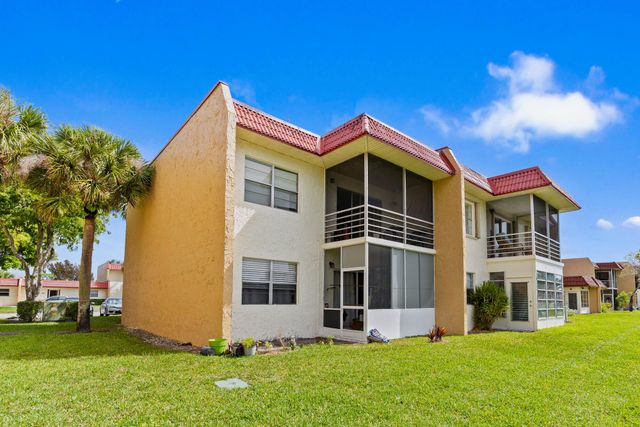 132 Lake Carol Drive, West Palm Beach, FL 33411
