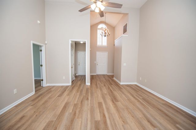 743 Lanyon Lane, Spartanburg, SC 29301