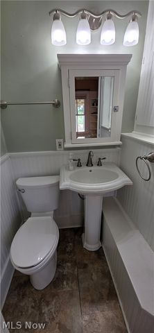 7414 Greenwich Road, Seville, OH 44273