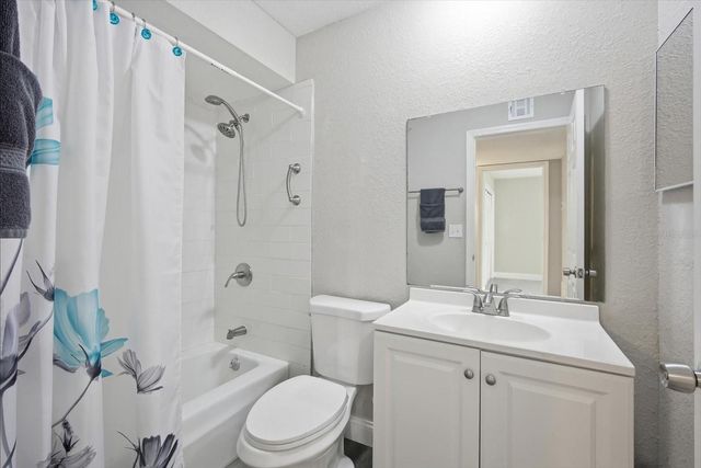 1404 SETON HALL DRIVE, Sun City Center, FL 33573