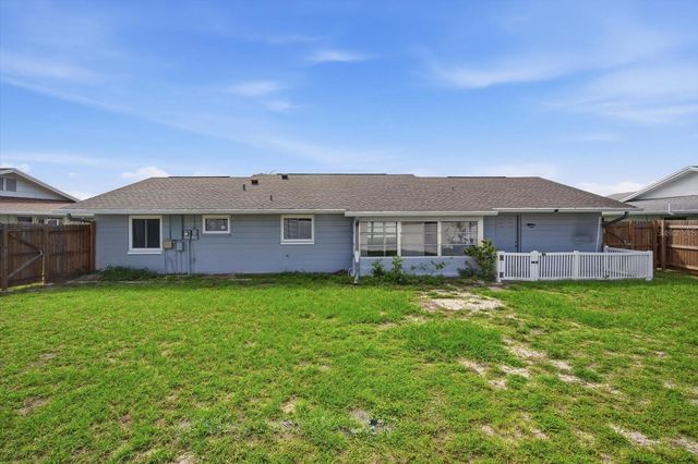 1404 SETON HALL DRIVE, Sun City Center, FL 33573
