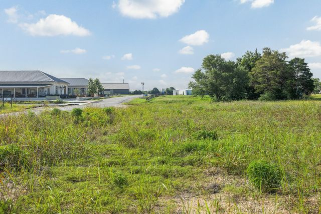 109 Compound Lane, Round Top, TX 78954