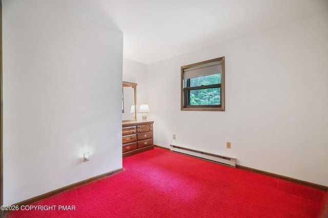 1585 Starry Lane, Chestnuthill Twp, PA 18330