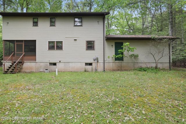 1585 Starry Lane, Chestnuthill Twp, PA 18330