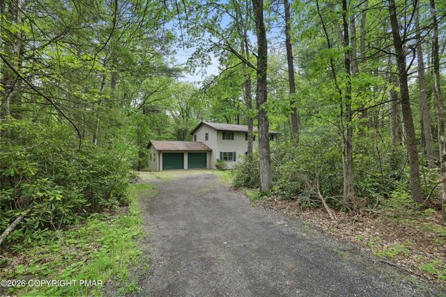 1585 Starry Lane, Chestnuthill Twp, PA 18330