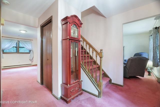 1585 Starry Lane, Chestnuthill Twp, PA 18330