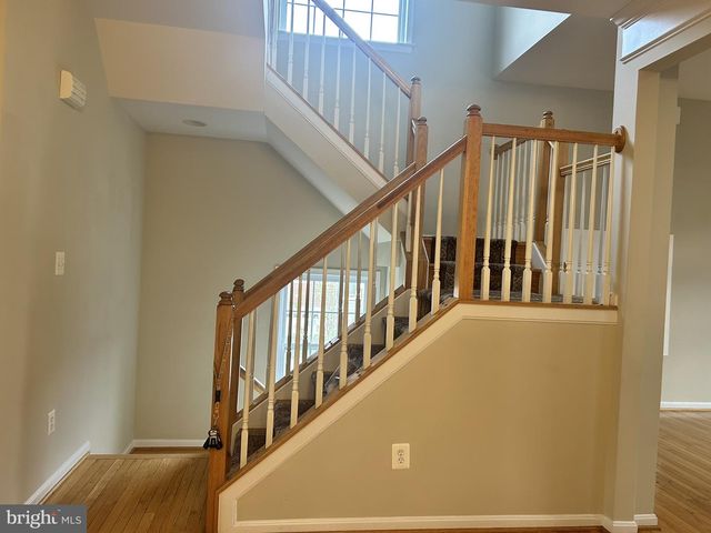 42997 KENNERLY TER, Ashburn, VA 20148