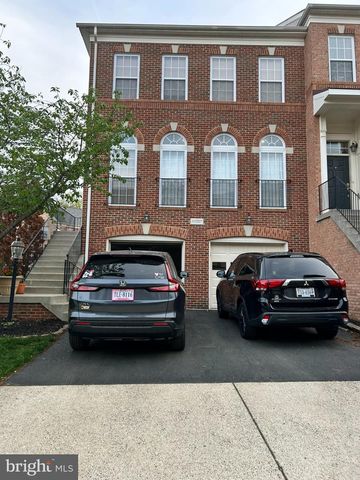 42997 KENNERLY TER, Ashburn, VA 20148