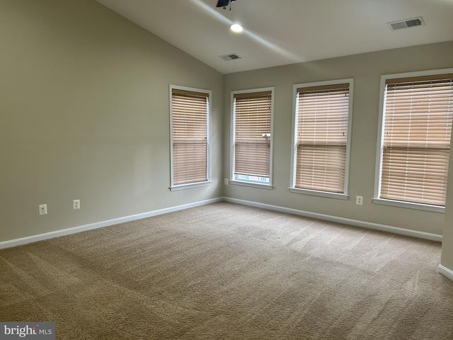 42997 KENNERLY TER, Ashburn, VA 20148