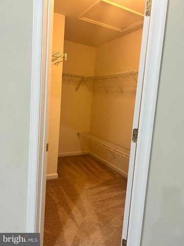 42997 KENNERLY TER, Ashburn, VA 20148