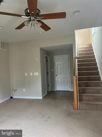 42997 KENNERLY TER, Ashburn, VA 20148