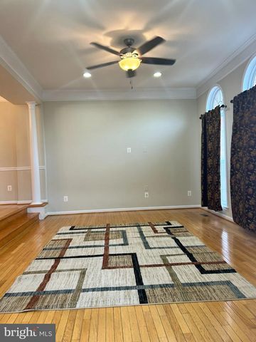 42997 KENNERLY TER, Ashburn, VA 20148
