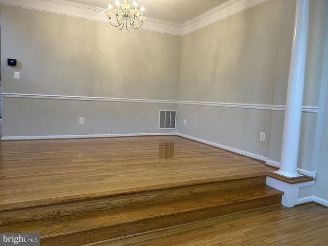42997 KENNERLY TER, Ashburn, VA 20148