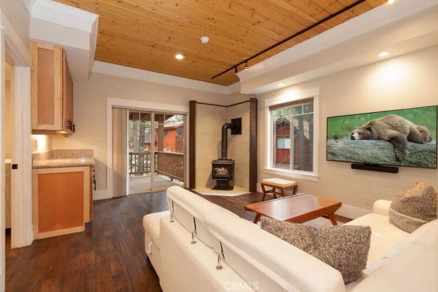 2300 Cypress Way, Pine Mountain Club, CA 93222