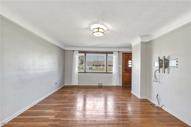 3407 Dellwood Drive, Parma, OH 44134