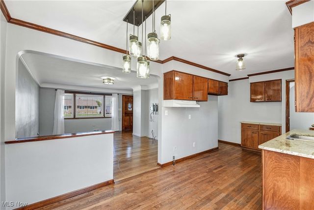 3407 Dellwood Drive, Parma, OH 44134