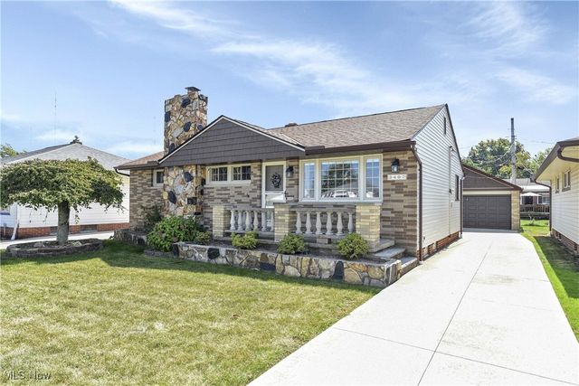 3407 Dellwood Drive, Parma, OH 44134