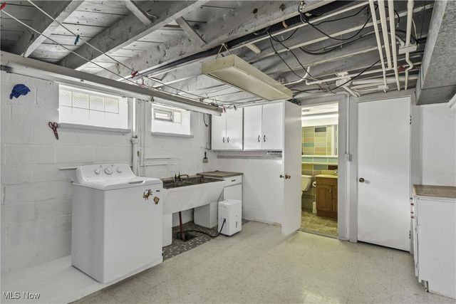 3407 Dellwood Drive, Parma, OH 44134