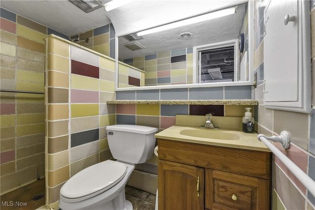 3407 Dellwood Drive, Parma, OH 44134