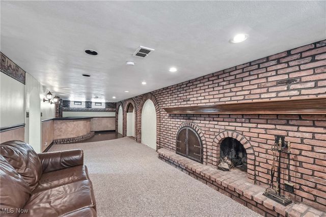 3407 Dellwood Drive, Parma, OH 44134