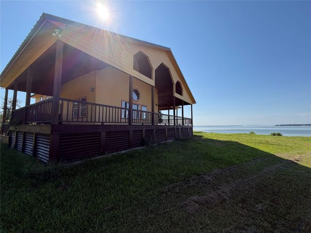 245 Bridgewater, Onalaska, TX 77360