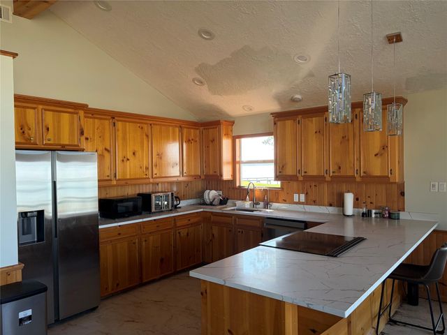 245 Bridgewater, Onalaska, TX 77360