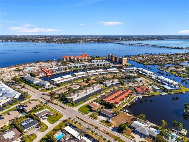 4211 SE 19th PL 2B, Cape Coral, FL 33904