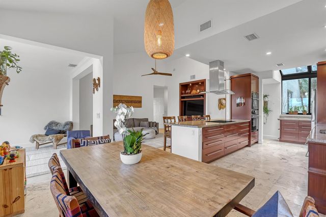 302 Sea Oats Drive E, Juno Beach, FL 33408