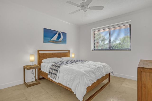 302 Sea Oats Drive E, Juno Beach, FL 33408