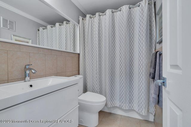207 13th Avenue 10, Belmar, NJ 07719