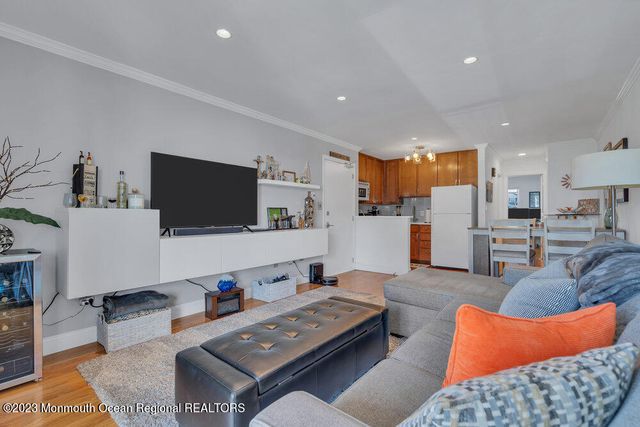 207 13th Avenue 10, Belmar, NJ 07719